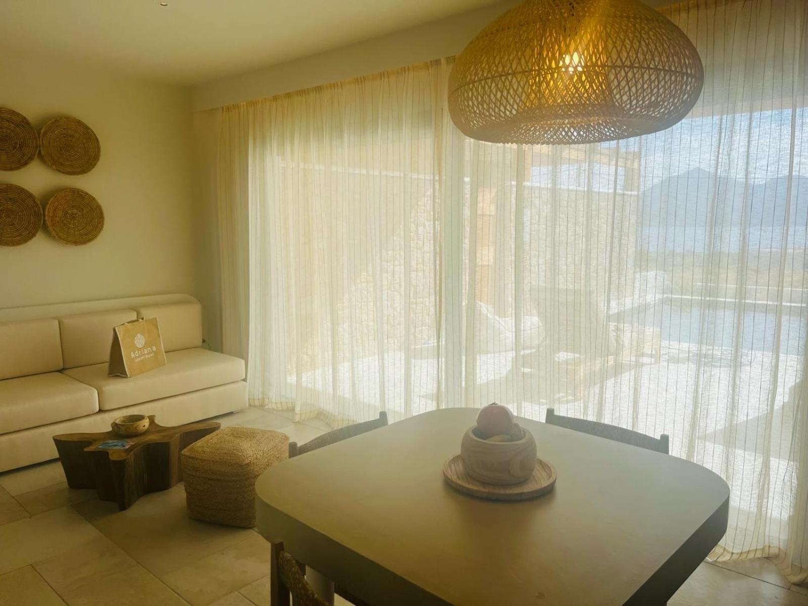 Adriana Luxury Βίλα
