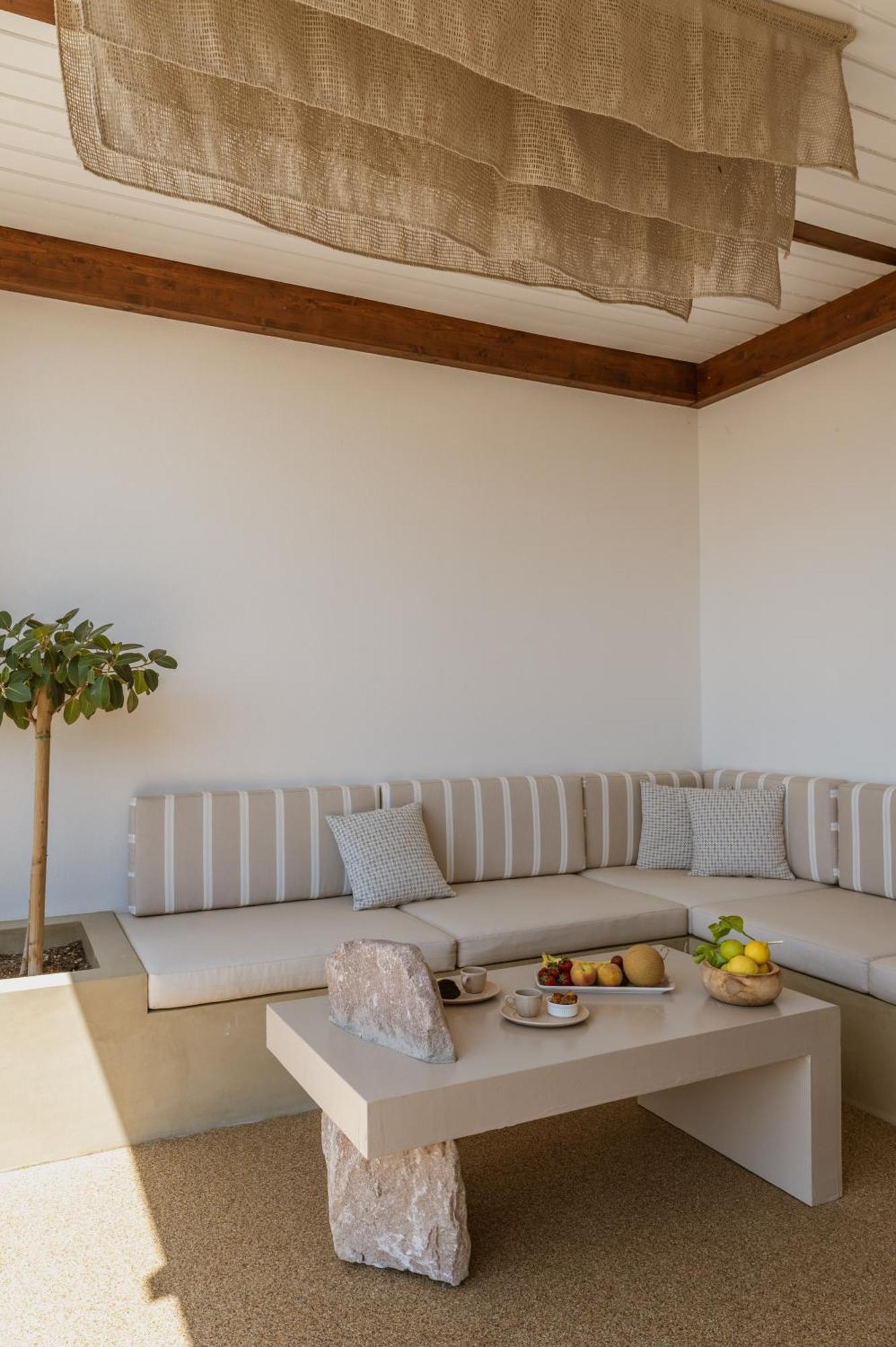 Villa Adriana Luxury Adámas