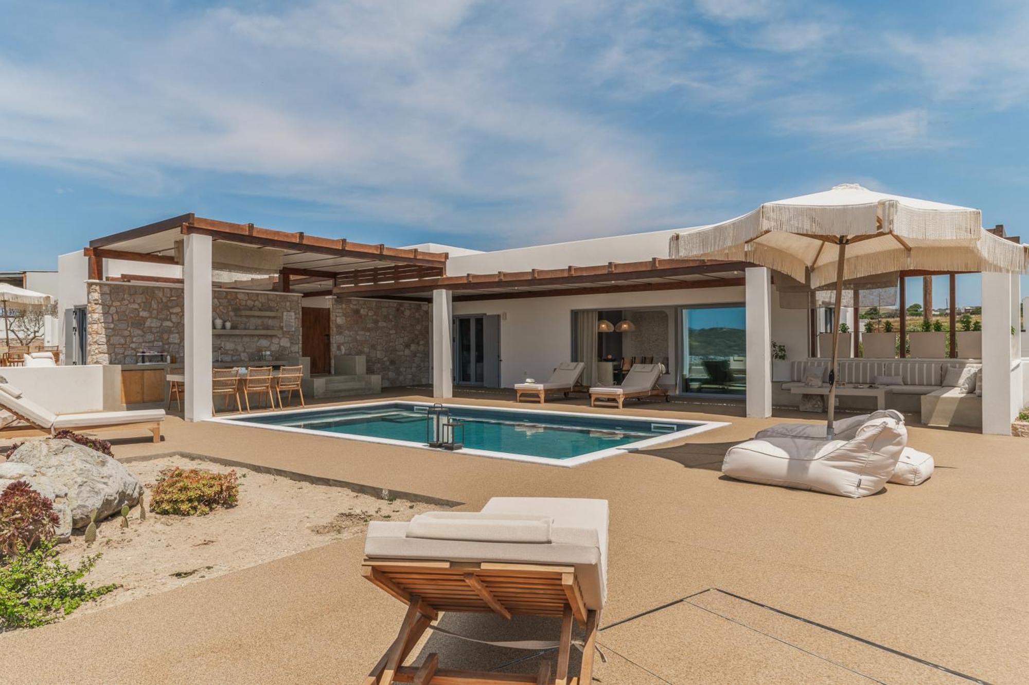Adriana Luxury Villa Adámas